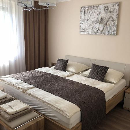 Leiner Apartman Hévíz Buitenkant foto