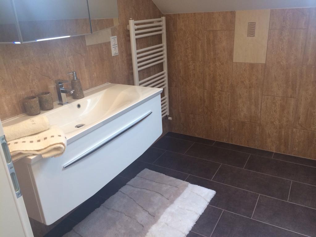 Leiner Apartman Hévíz Kamer foto