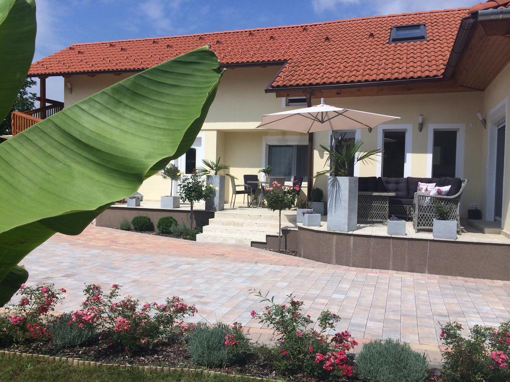 Leiner Apartman Hévíz Kamer foto