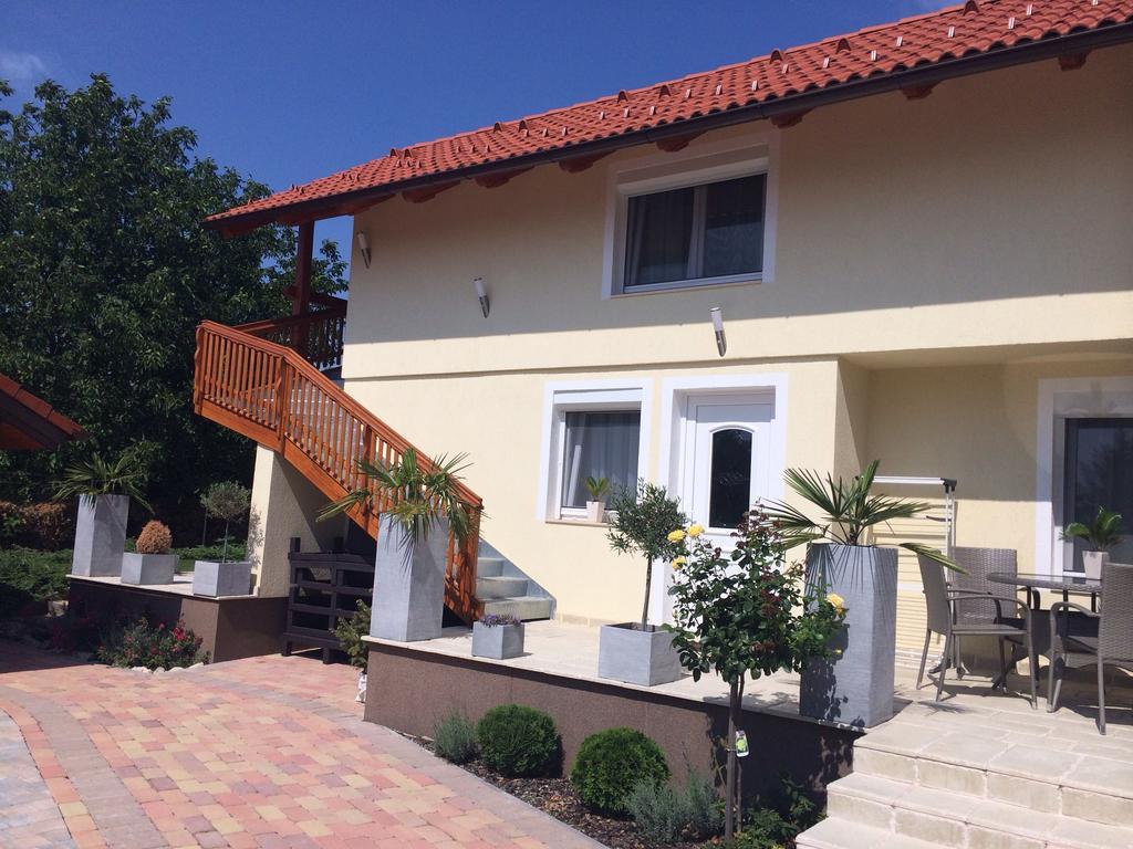 Leiner Apartman Hévíz Kamer foto