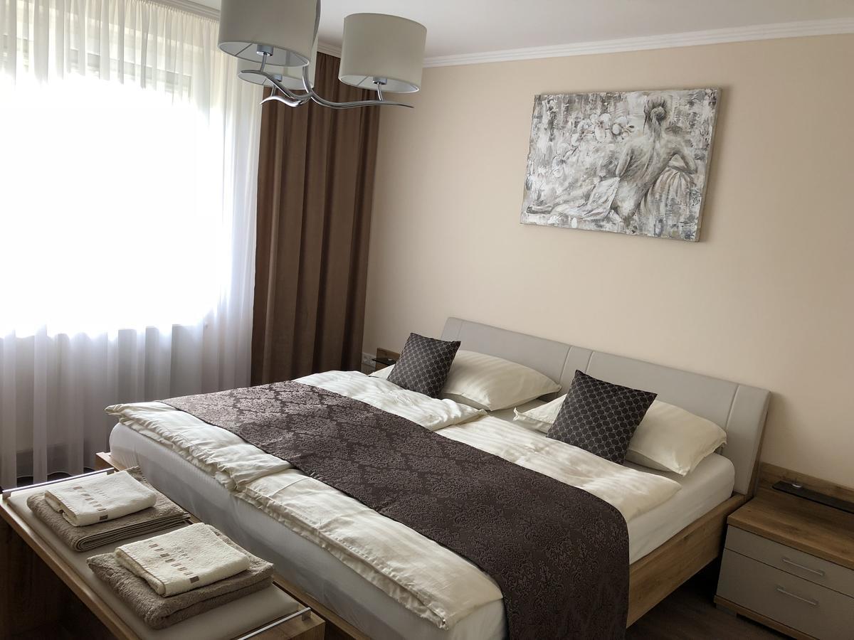 Leiner Apartman Hévíz Buitenkant foto